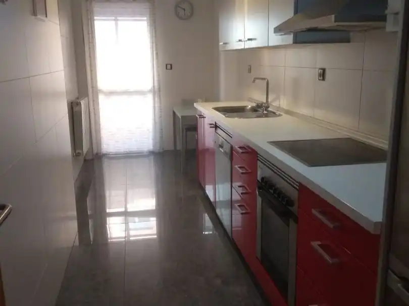 Piso de alquiler en Calle Lili Álvarez, 29, Hospital
