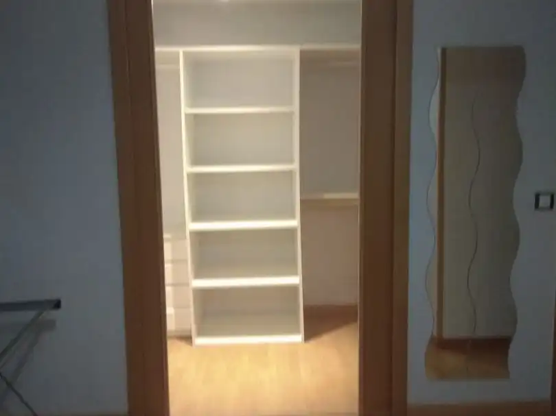 Piso de alquiler en Calle Lili Álvarez, 29, Hospital