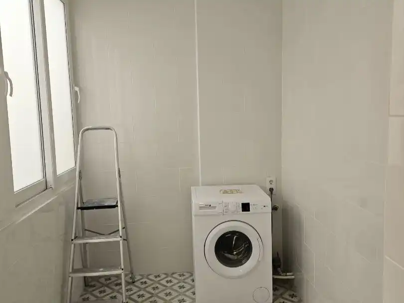 Piso en venta en Avenida de Castilla, 8b, Plan Sur - Amistad Baño de Piso en venta en Guadalajara Capital con Terraza y Balcón
