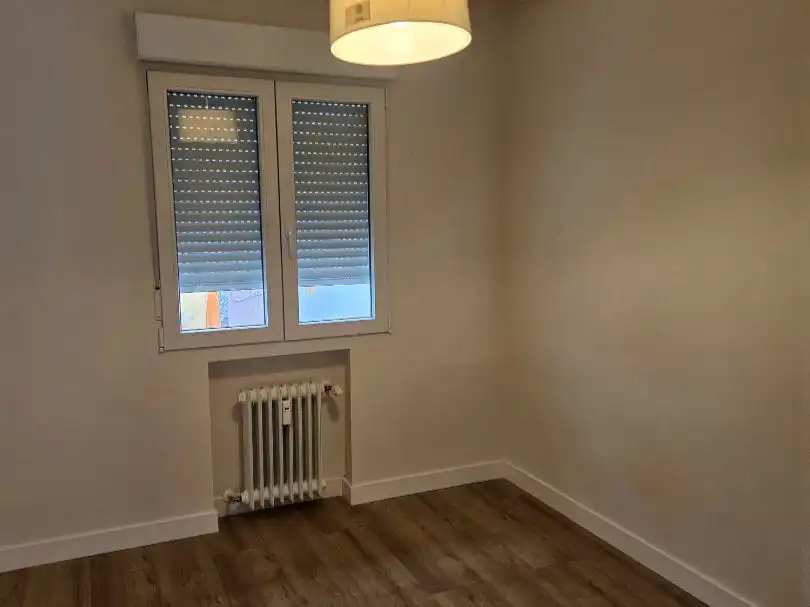 Piso en venta en Avenida de Castilla, 8b, Plan Sur - Amistad Habitación de Piso en venta en Guadalajara Capital con Terraza y Balcón