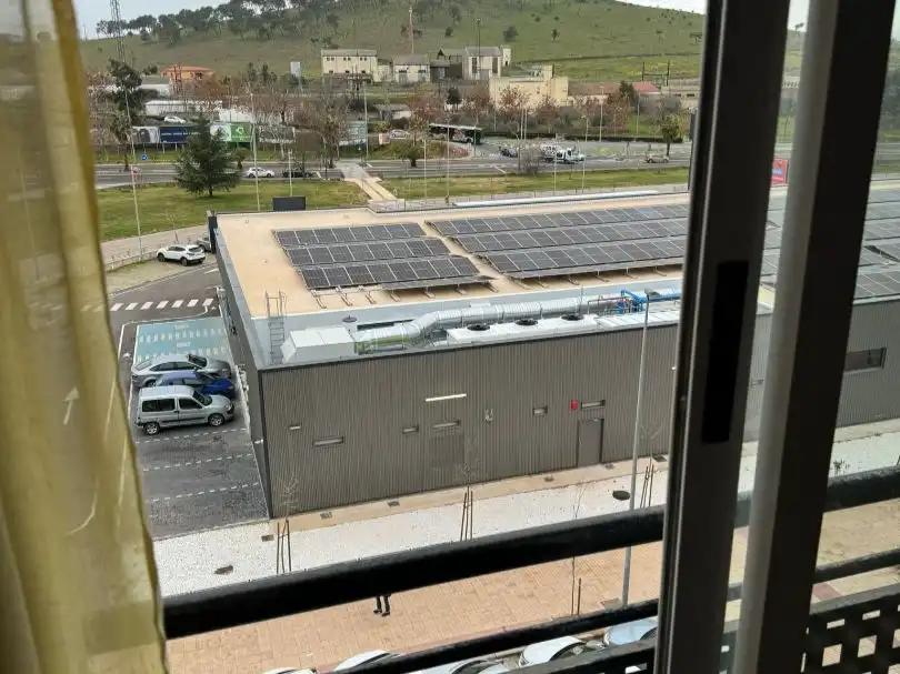 Außenansicht von Wohnung zur Miete in Cáceres Capital mit Klimaanlage und Terrasse