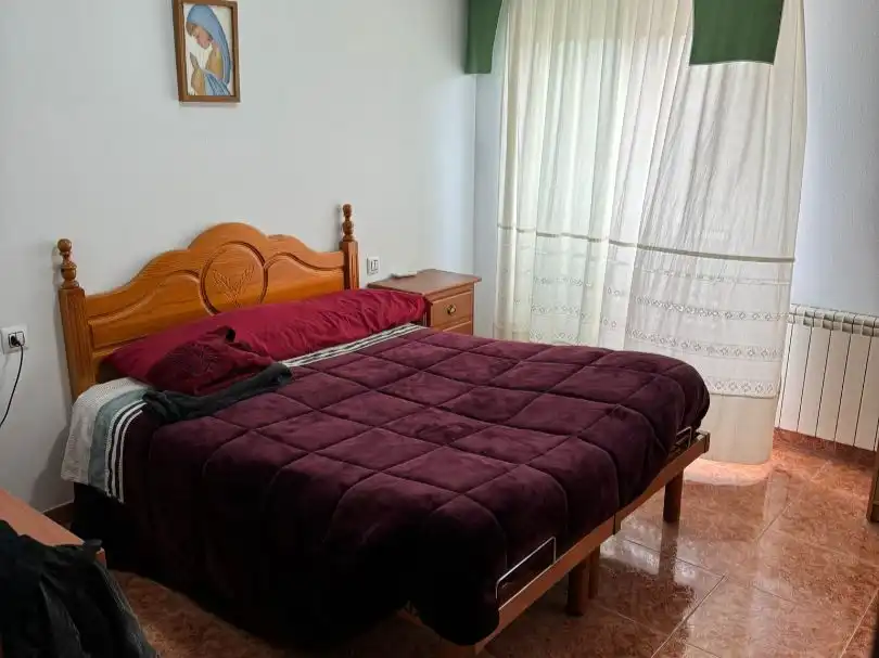 Schlafzimmer von Wohnung zur Miete in Cáceres Capital mit Klimaanlage und Terrasse