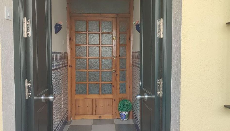 Casa adosada en venta en Calle del Afarolado, 25, Crevillet, El Puerto de Santa María - imagen 1 Foto 1 de Casa adosada en venta en Calle del Afarolado, 25, Crevillet, El Puerto de Santa María