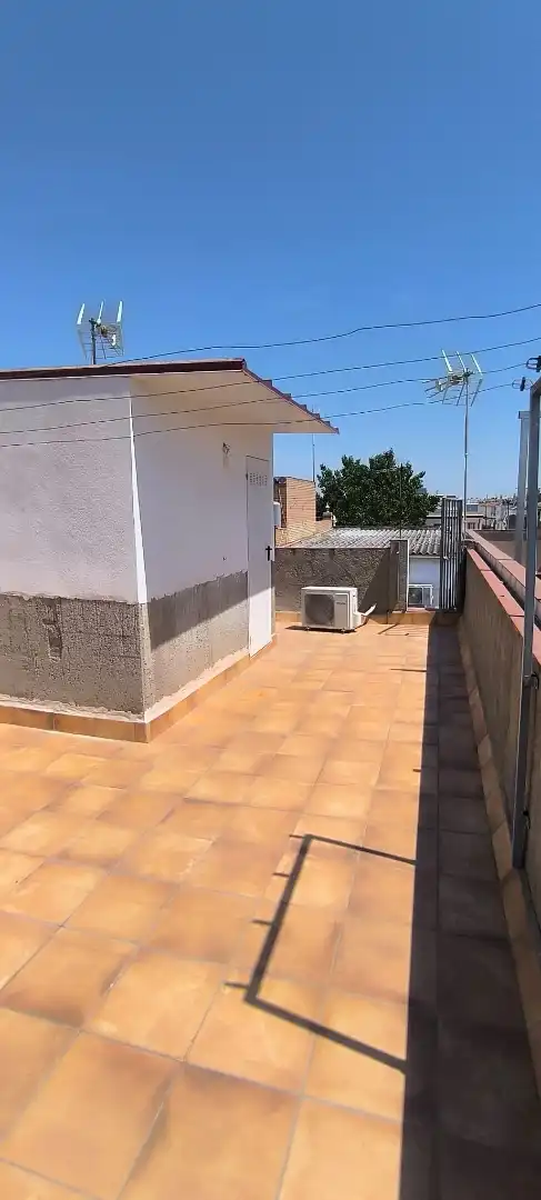 Terraza de Casa adosada de alquiler en Coria del Río con Aire acondicionado, Terraza y Trastero