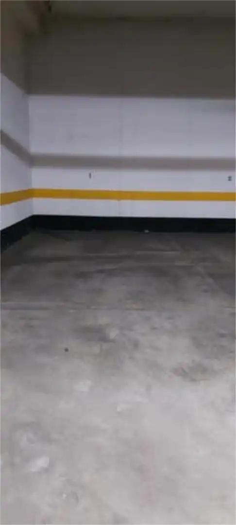 Parking of Garage for rent in Badajoz