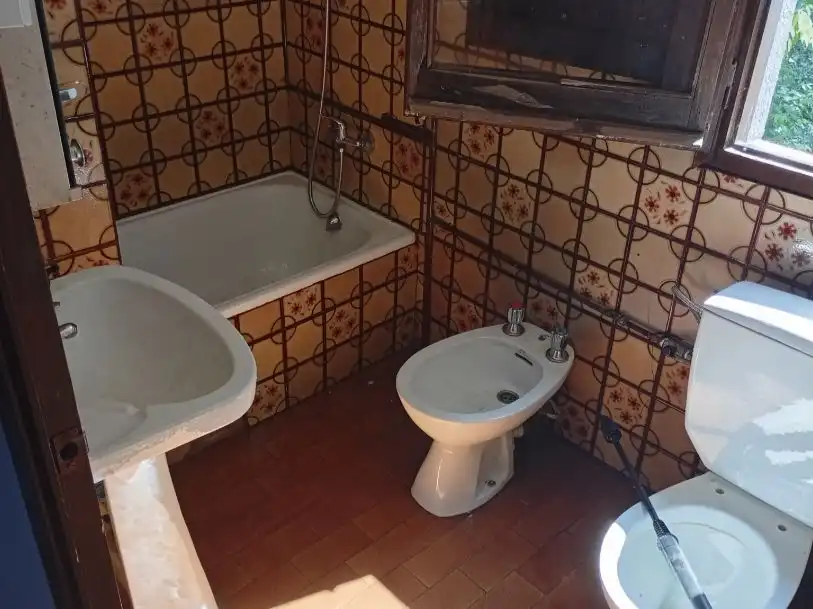 Baño de Casa o chalet en venta en Sant Feliu de Buixalleu con Aire acondicionado, Calefacción y Jardín privado