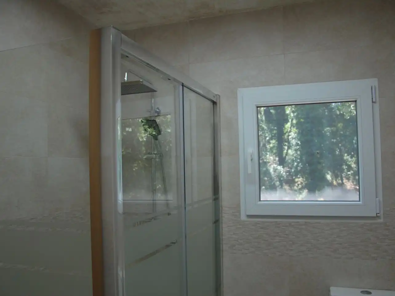 Baño de Casa o chalet en venta en Sant Feliu de Buixalleu con Aire acondicionado, Calefacción y Jardín privado