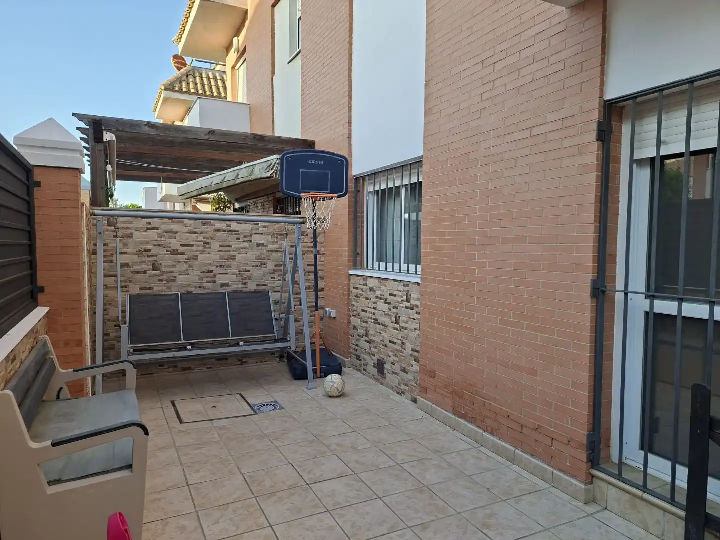 Casa o chalet en venta en Calle Ćumbres de Los Milanos, 7, Corrales Terraza de Casa o chalet en venta en Aljaraque con Aire acondicionado, Terraza y Balcón