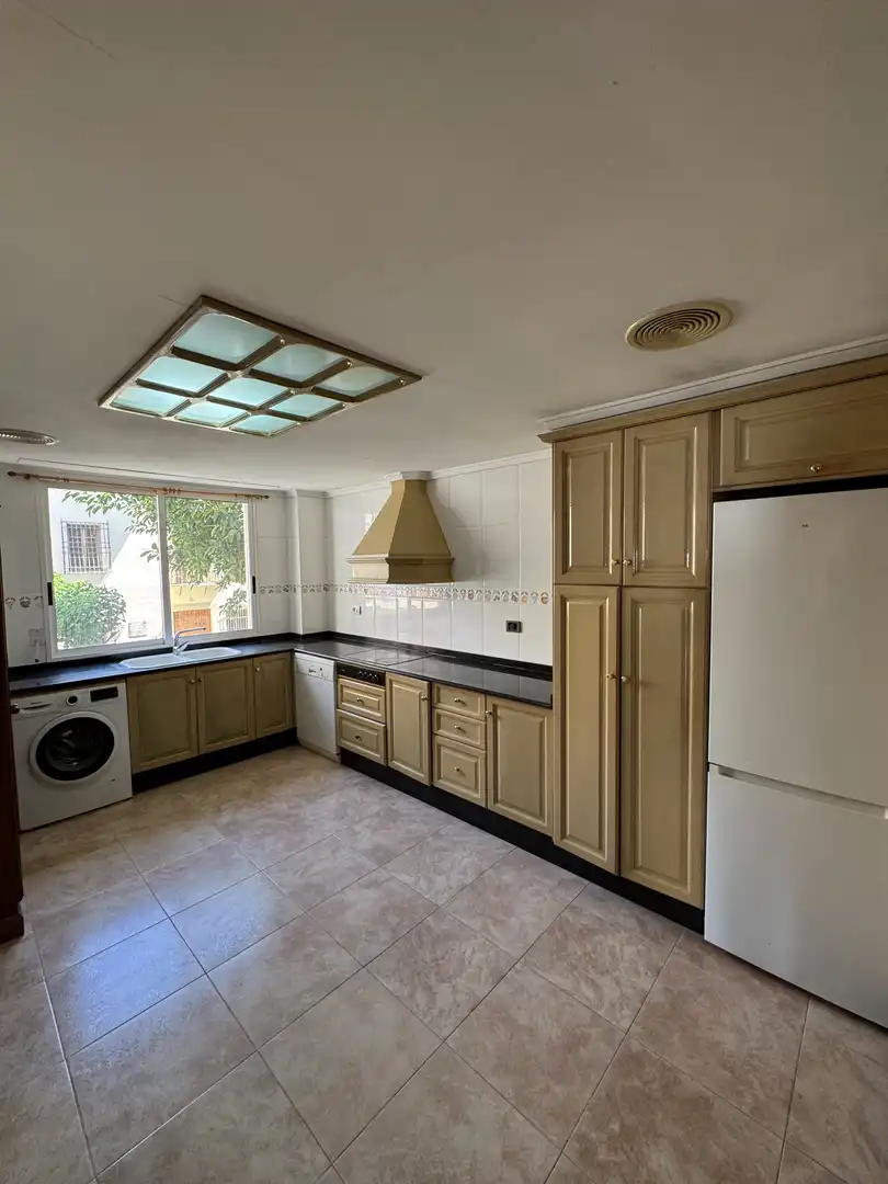 Wohnung zum Verkauf in Carrer de la Trinitat, 16, Sagunto / Sagunt Küche von Wohnung zum Verkauf in Sagunto / Sagunt mit Klimaanlage, Terrasse und Balkon