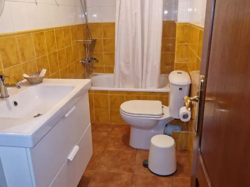 Apartamento de alquiler en Rúa Nova, 77, Centro - Recinto Amurallado Baño de Apartamento de alquiler en Lugo con Calefacción, Amueblado y Balcón
