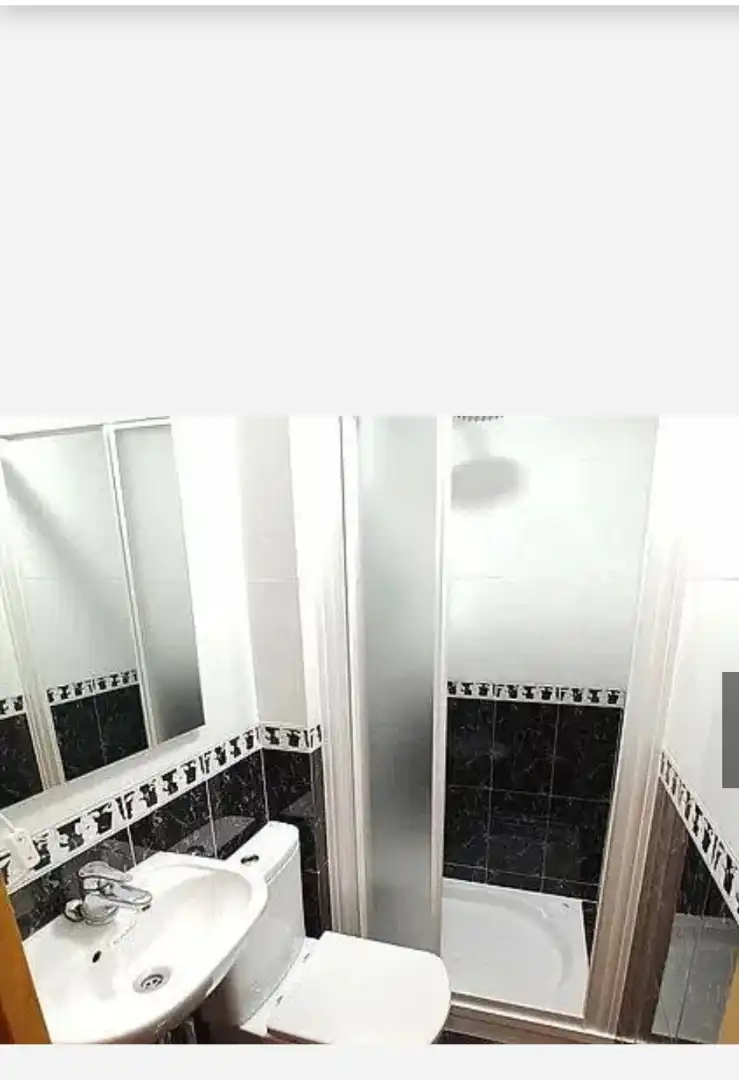 Piso en venta en Calle Juan Antonio Simón, 18, Soria Capital Baño de Piso en venta en Soria Capital con Terraza y Balcón