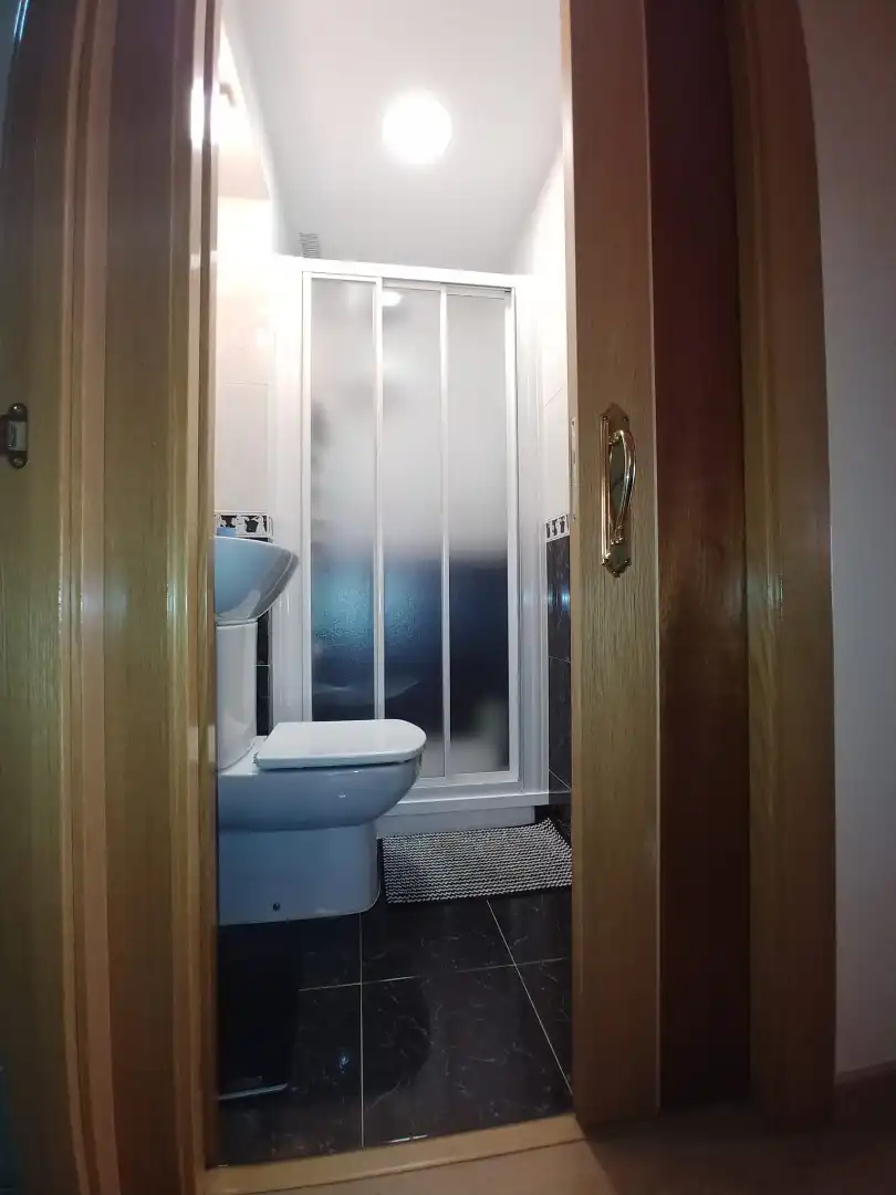 Piso en venta en Calle Juan Antonio Simón, 18, Soria Capital Baño de Piso en venta en Soria Capital con Terraza y Balcón
