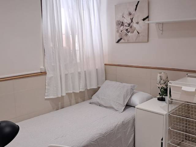 Apartamento en Alquiler en Calle Laurel de las Tablas, 18 en Centro - Sagrario