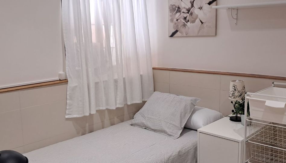 Apartamento de alquiler en Calle Laurel de las Tablas, 18, Centro - Sagrario, Granada Capital - imagen 1 Foto 1 de Apartamento de alquiler en Calle Laurel de las Tablas, 18, Centro - Sagrario, Granada Capital