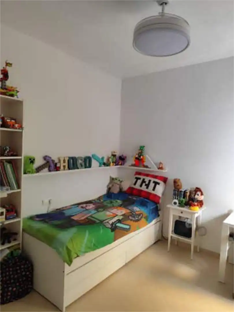 Wohnung zum Verkauf in Zona Universitaria Schlafzimmer von Wohnung zum Verkauf in Bormujos