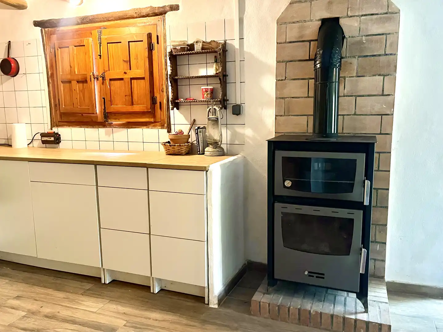 Finca rústica en venta en Plaza de la Corredera, 19, Hervás Cocina de Finca rústica en venta en Hervás con Jardín privado, Terraza y Trastero