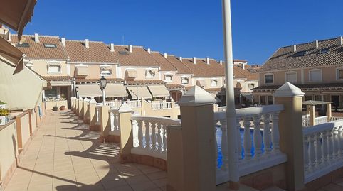 Einfamilien-Reihenhaus zur Miete in Avinguda de Portugal, 79, Calas Santiago Bernabéu, Santa Pola - Bild 2 Foto 2 von Einfamilien-Reihenhaus zur Miete in Avinguda de Portugal, 79, Calas Santiago Bernabéu, Santa Pola