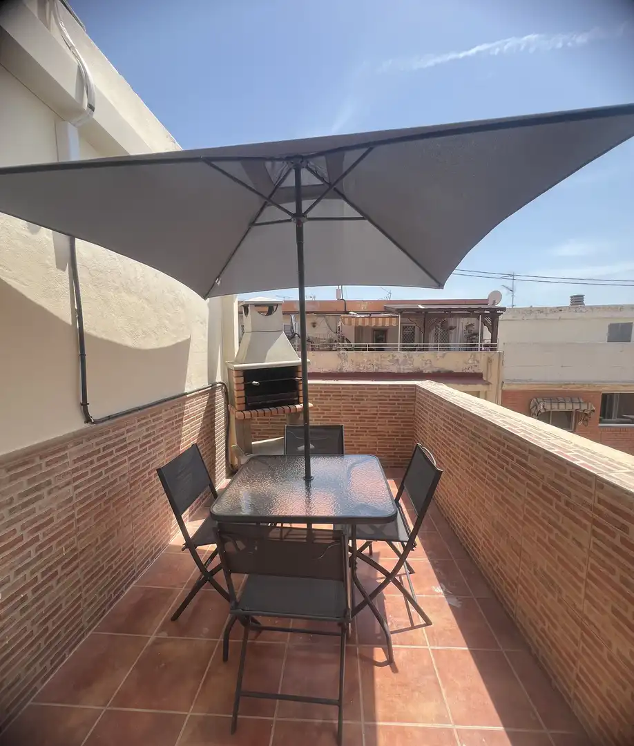 Habitació a Calle Maestro Caballero, 41, Campoamor Habitació a Calle Maestro Caballero, 41, Campoamor