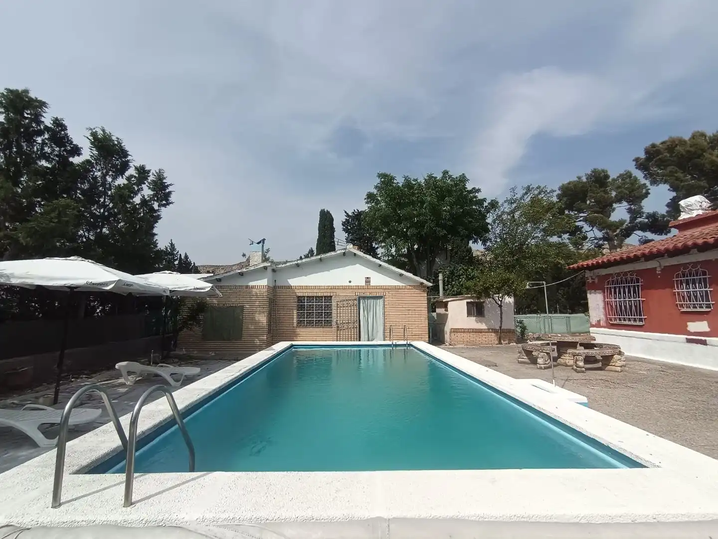 Piscina de Casa o chalet en venta en Nuez de Ebro con Aire acondicionado, Calefacción y Jardín privado