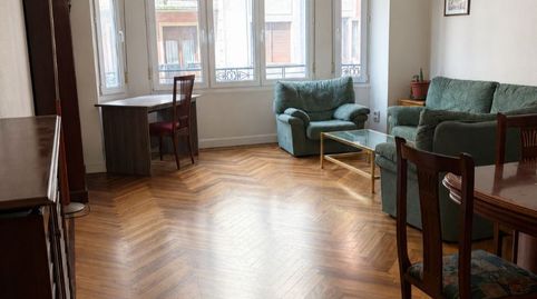 Piso en venta en Calle Juan Ajuriaguerra Kalea, 33, Abandoibarra - Guggenheim, Bilbao - imagen 2 Foto 2 de Piso en venta en Calle Juan Ajuriaguerra Kalea, 33, Abandoibarra - Guggenheim, Bilbao