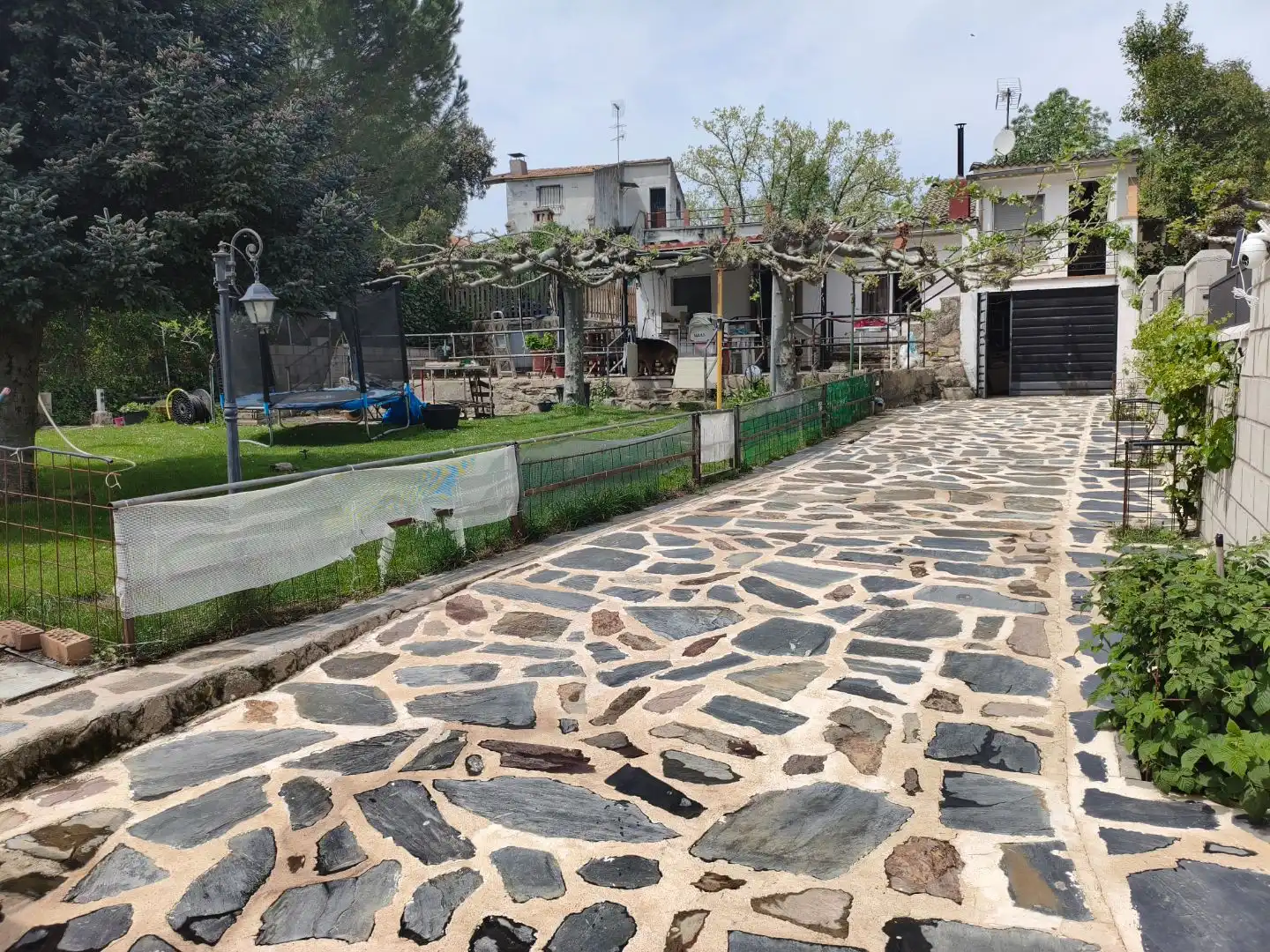 Casa o chalet en venta en Camino de Umbrias, 50, Navaluenga Vista exterior de Casa o chalet en venta en Navaluenga con Calefacción y Piscina