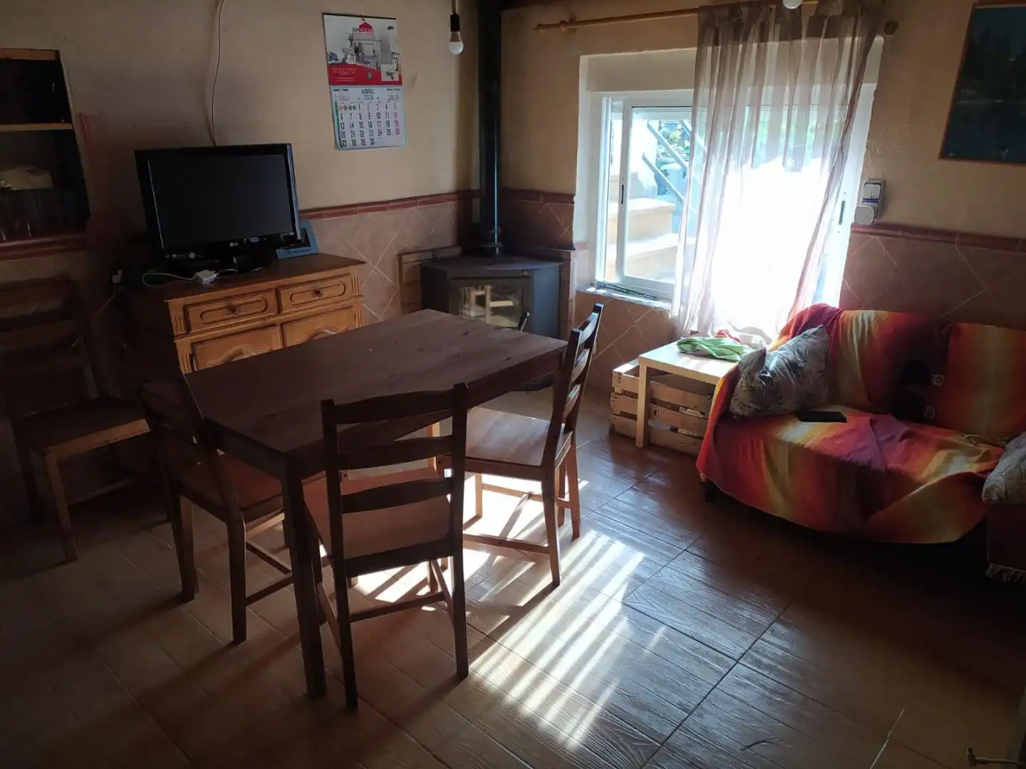 Casa o chalet en venta en Camino de Umbrias, 50, Navaluenga Sala de estar de Casa o chalet en venta en Navaluenga con Calefacción y Piscina