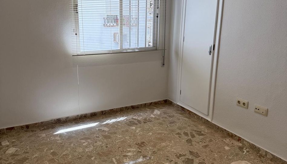 Piso de alquiler en Albereda Jaume I, 19, Xàtiva, Valencia - imagen 1 Foto 1 de Piso de alquiler en Albereda Jaume I, 19, Xàtiva, Valencia
