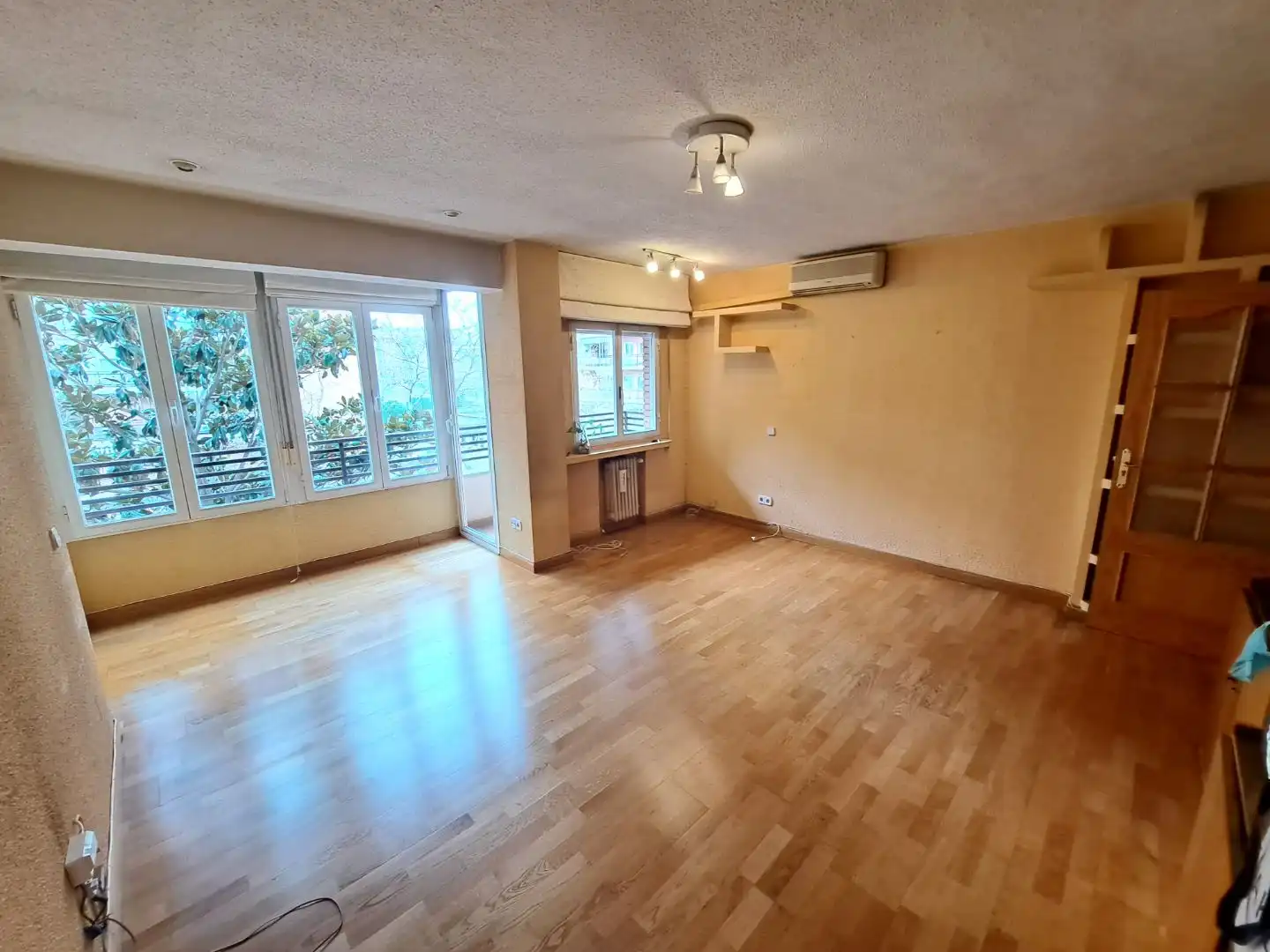 Flat for sale in Puerta del Ángel Flat for sale in Madrid with Air Conditioner, Heating and Parquet flooring