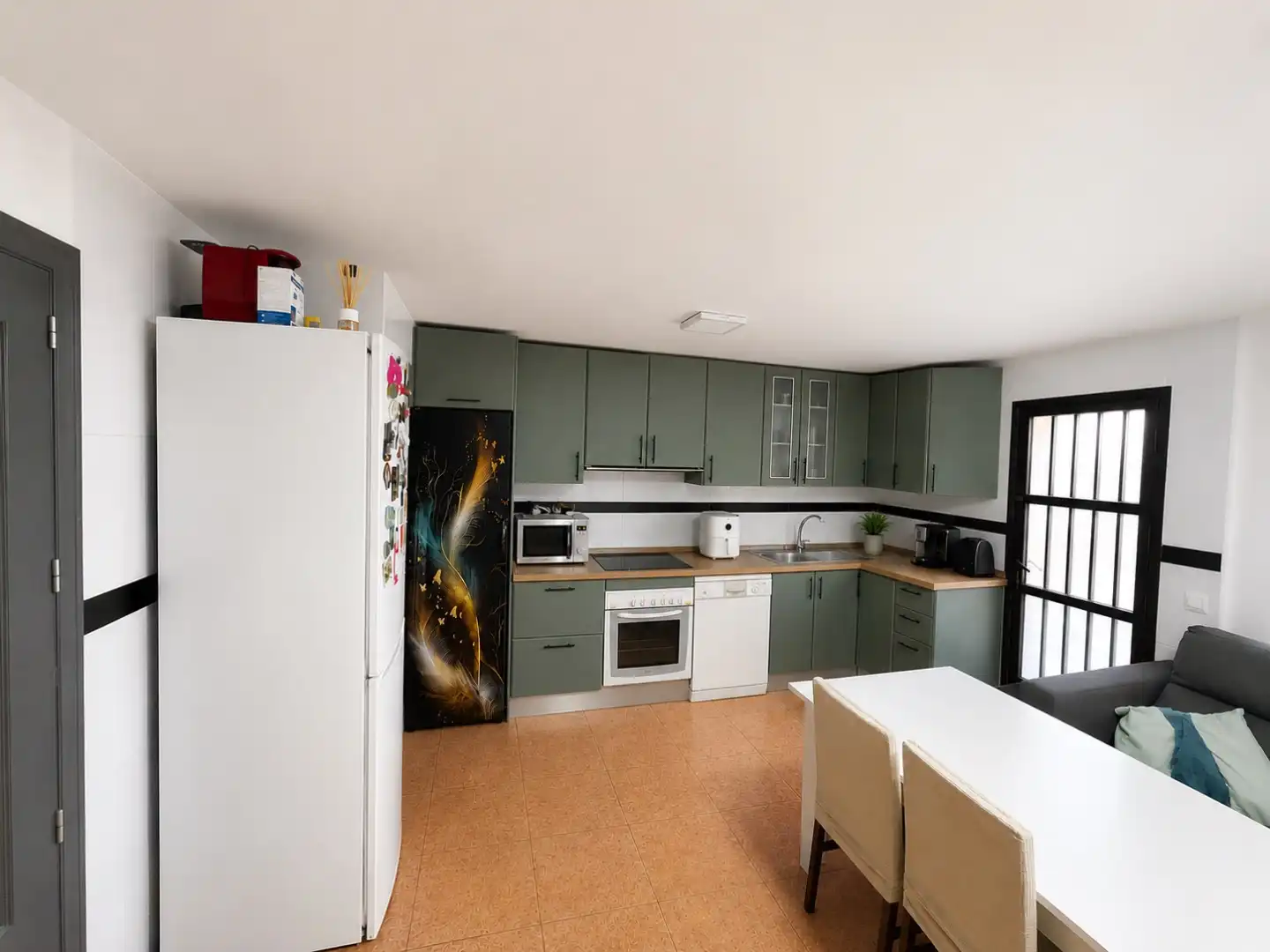 Wohnung zum Verkauf in Avenida Príncipes de España, 6, Ejido Norte Küche von Wohnung zum Verkauf in El Ejido mit Klimaanlage, Terrasse und Balkon