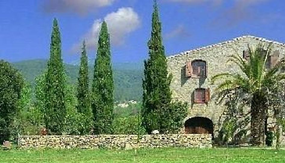 Finca rústica en venda a Carrer Girona, 19, Maià de Montcal, Girona - imatge 1 Foto 1 de Finca rústica en venda a Carrer Girona, 19, Maià de Montcal, Girona
