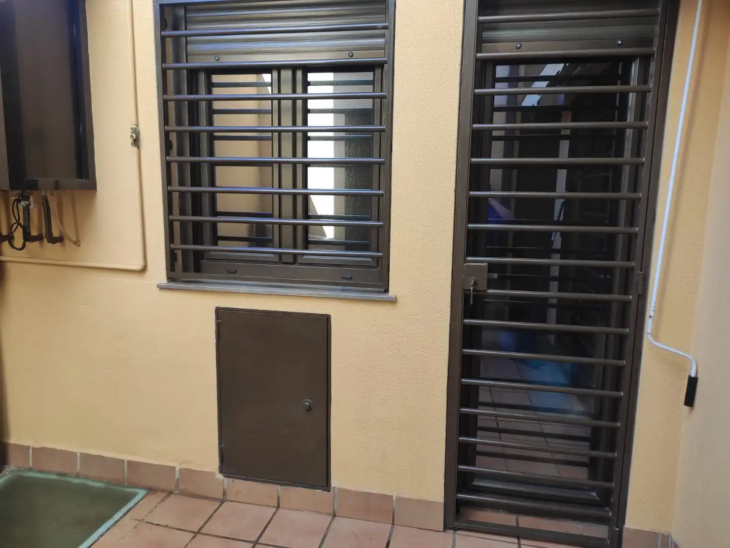 Duplexes for sale in Calle Goleta, 7, Angustias - Chana - Encina Balcony of Duplexes for sale in Granada with Air Conditioner, Heating and Private garden