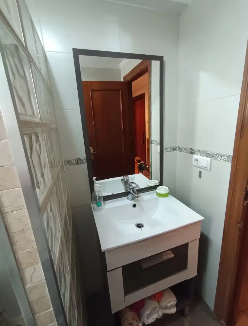 Piso en venta en Carrer de la Puríssima Concepció, 27, El Alborgí Baño de Piso en venta en Paterna con Amueblado, Horno y Balcón