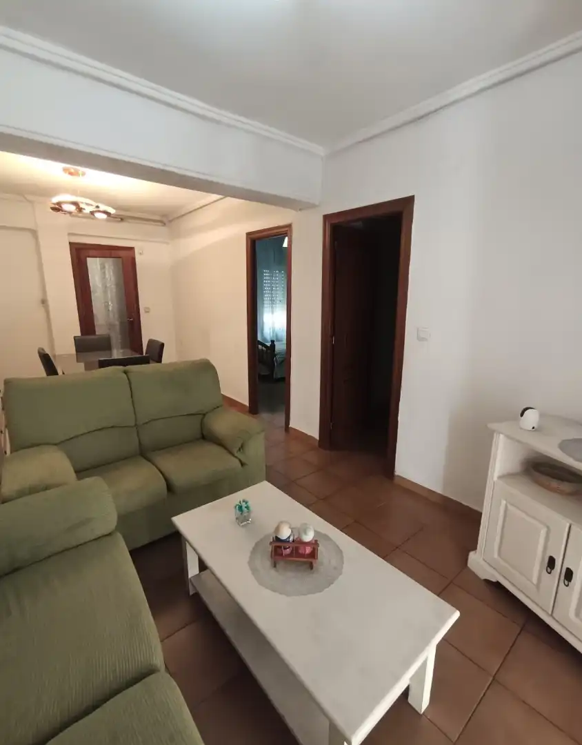 Piso en venta en Carrer de la Puríssima Concepció, 27, El Alborgí Sala de estar de Piso en venta en Paterna con Amueblado, Horno y Balcón