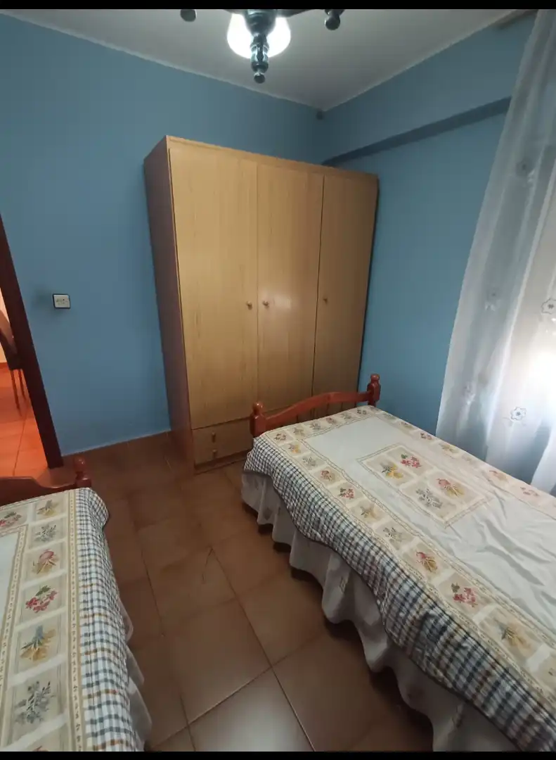 Piso en venta en Carrer de la Puríssima Concepció, 27, El Alborgí Habitación de Piso en venta en Paterna con Amueblado, Horno y Balcón