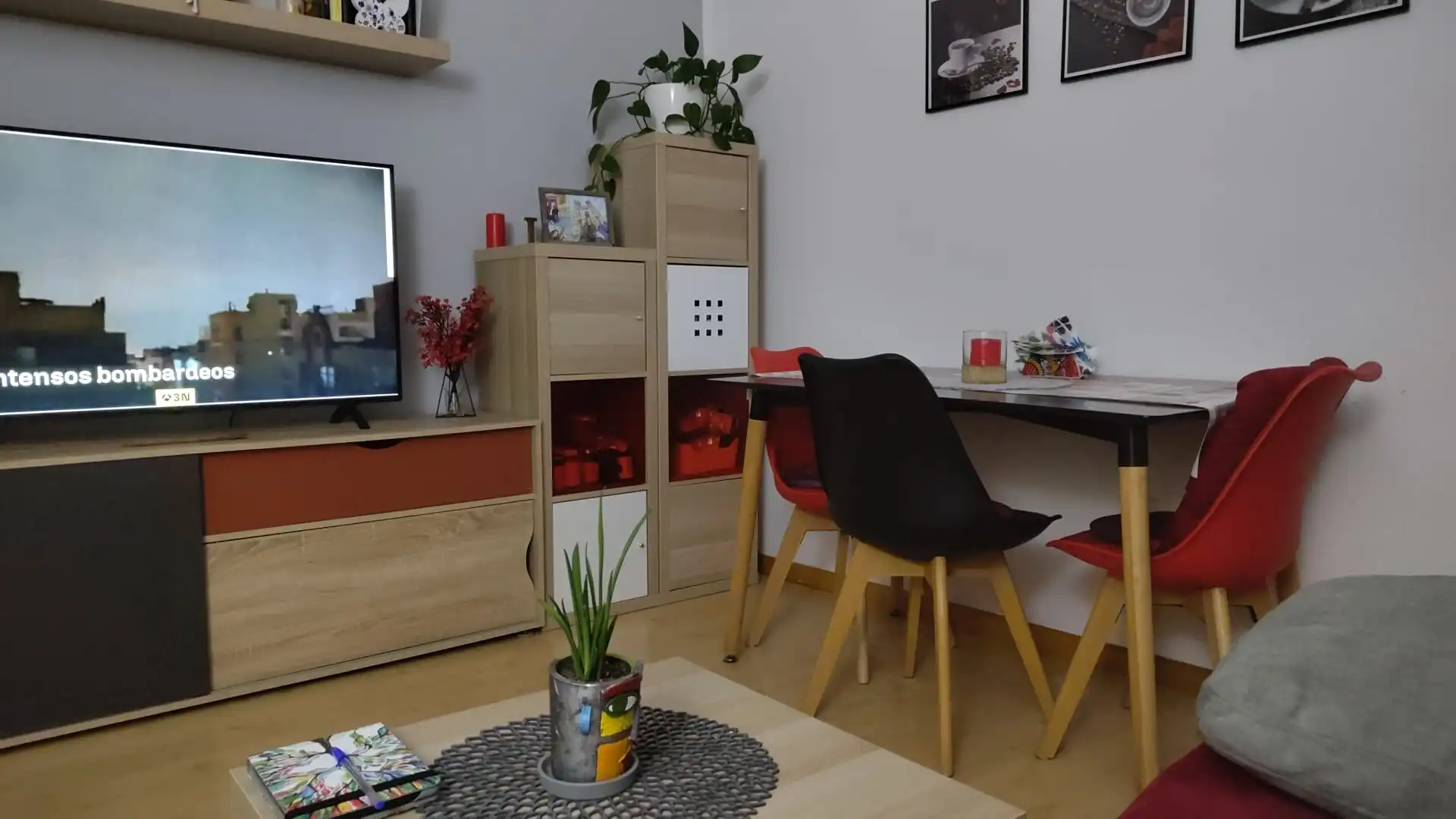 Living room of Flat for sale in Valladolid Capital  with Terrace and Balcony