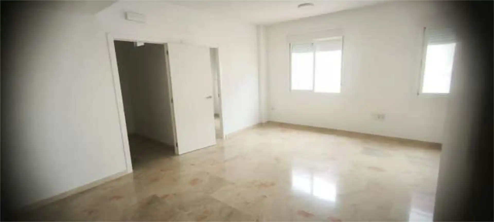 Habitación de Oficina de alquiler en Gines