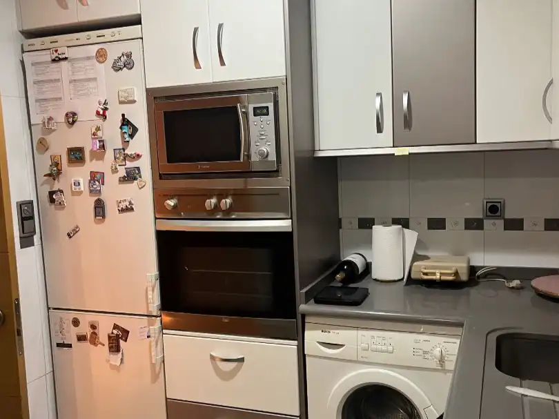Küche von Wohnung zur Miete in Madrid mit Heizung, Parkett und Möbliert