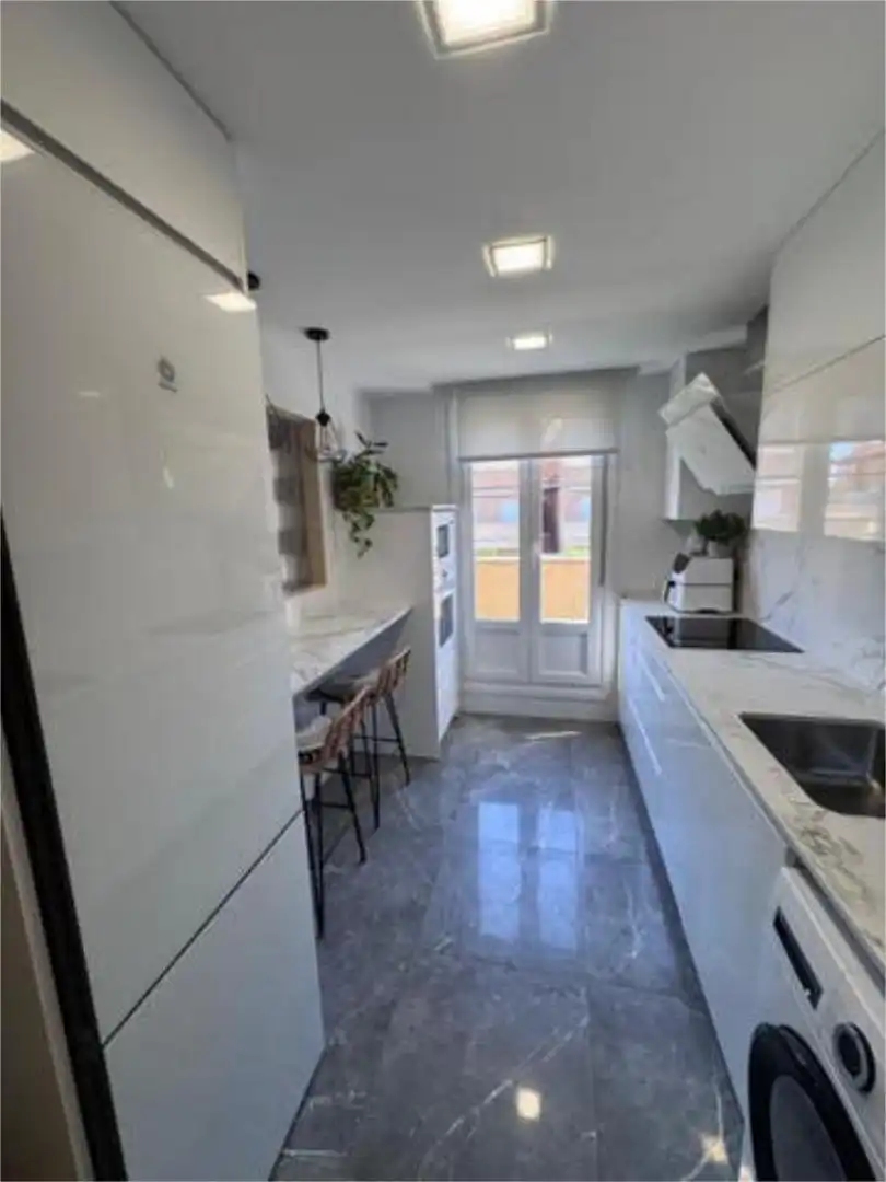 Ático en venta en Casalarreina Cocina de Ático en venta en Casalarreina con Terraza y Piscina