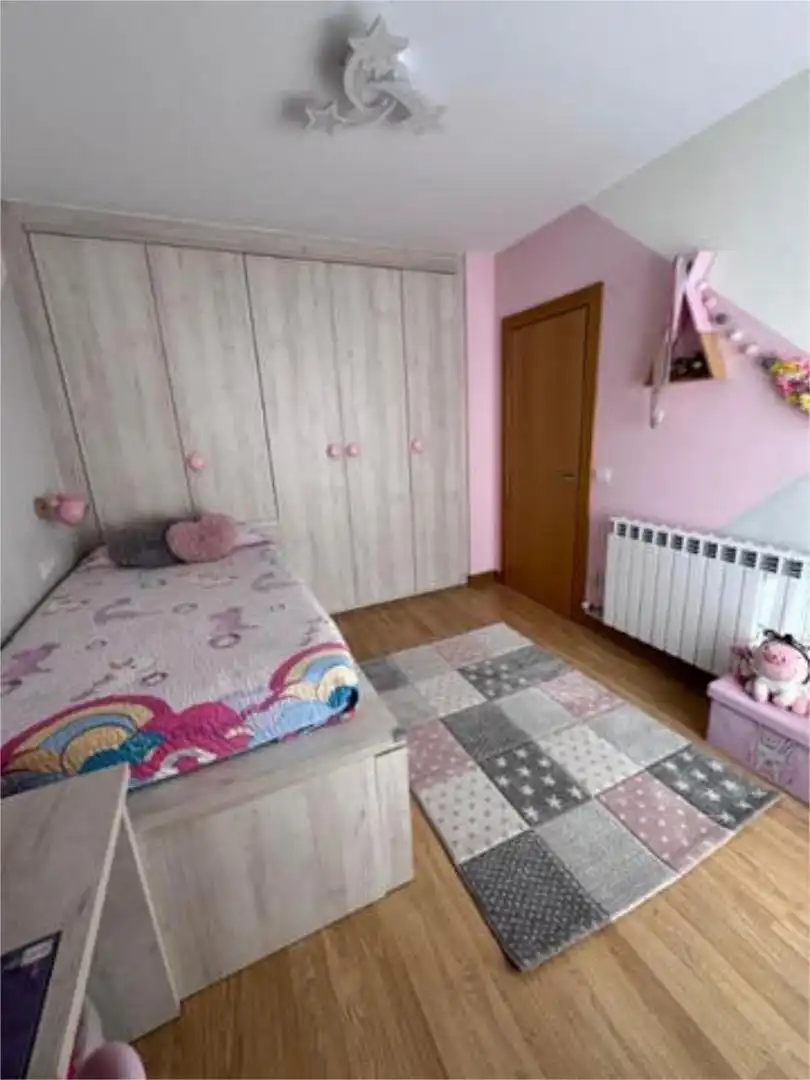 Ático en venta en Casalarreina Habitación de Ático en venta en Casalarreina con Terraza y Piscina