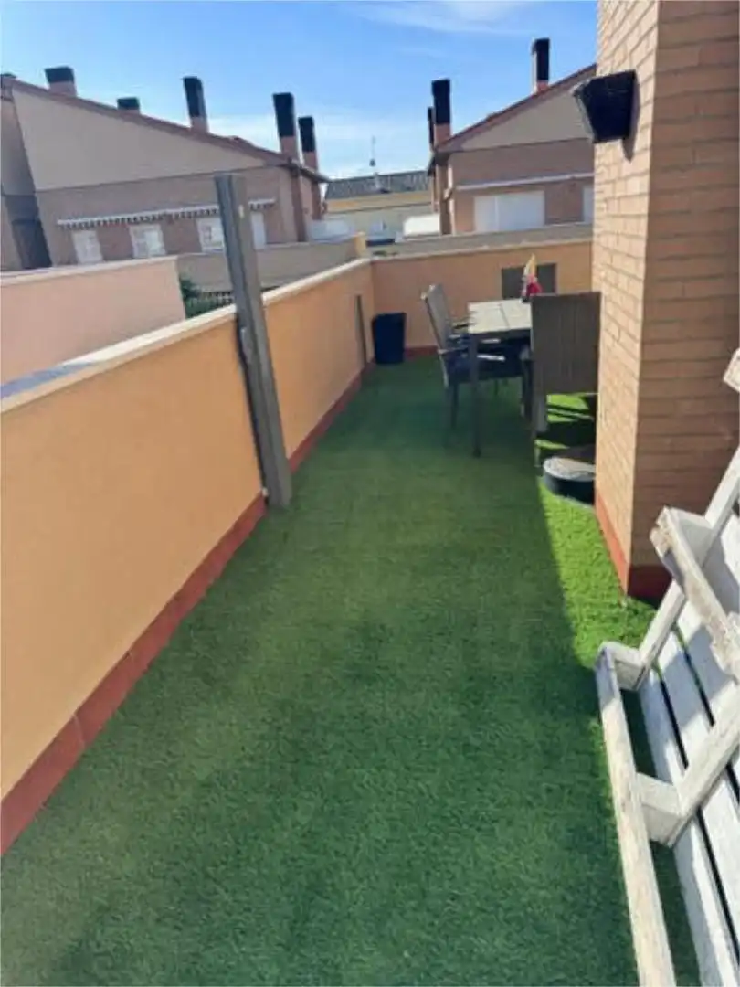 Ático en venta en Casalarreina Terraza de Ático en venta en Casalarreina con Terraza y Piscina
