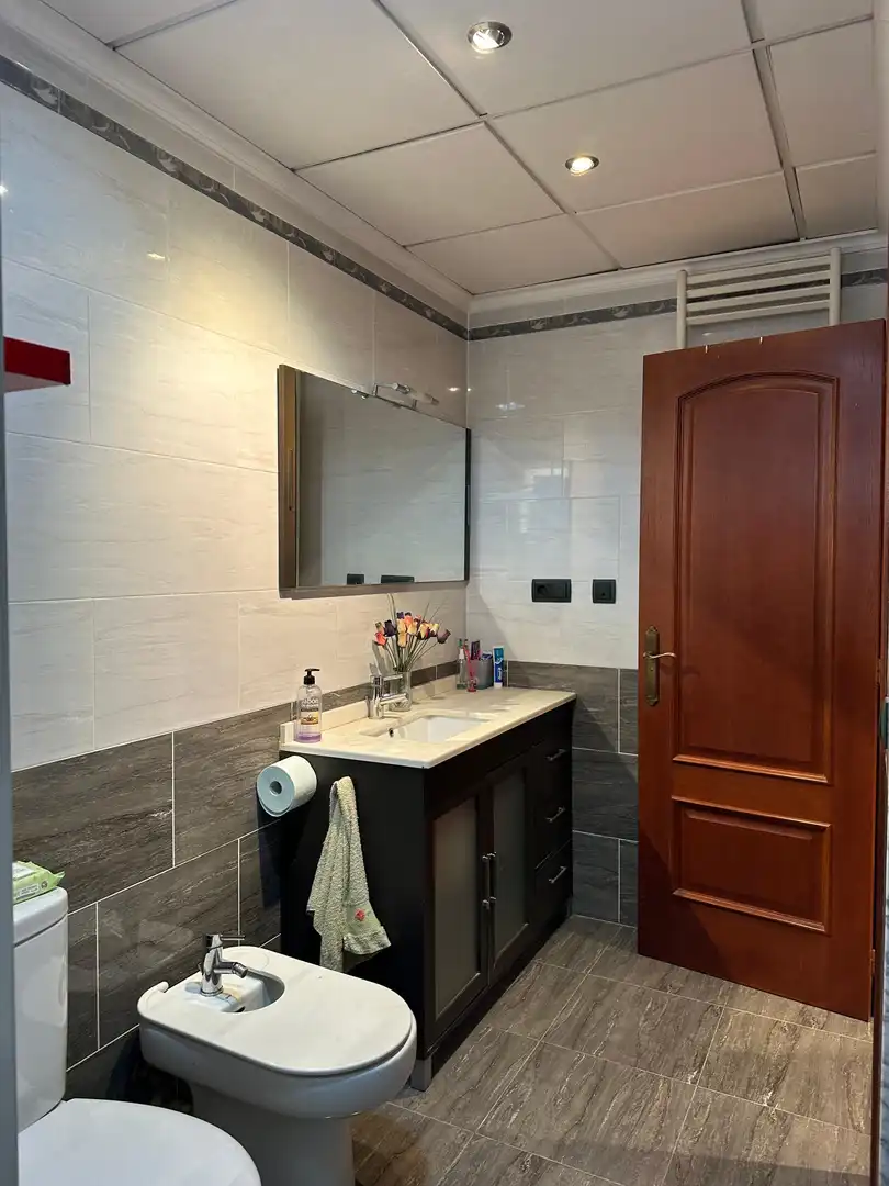 Houses for sale in Carrer de Simancas, 11, Torrent Bathroom of Houses for sale in Torrent with Air Conditioner, Terrace and Balcony