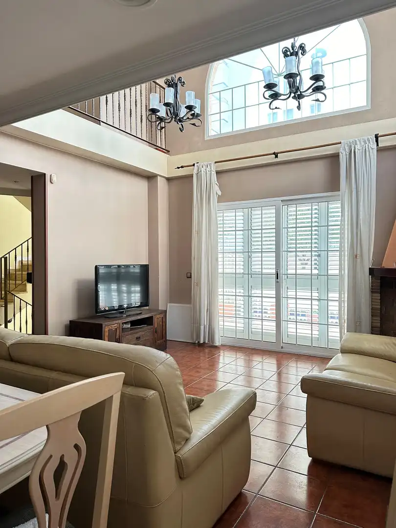 Houses for sale in Carrer de Simancas, 11, Torrent Living room of Houses for sale in Torrent with Air Conditioner, Terrace and Balcony
