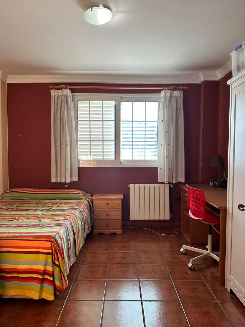 Houses for sale in Carrer de Simancas, 11, Torrent Bedroom of Houses for sale in Torrent with Air Conditioner, Terrace and Balcony