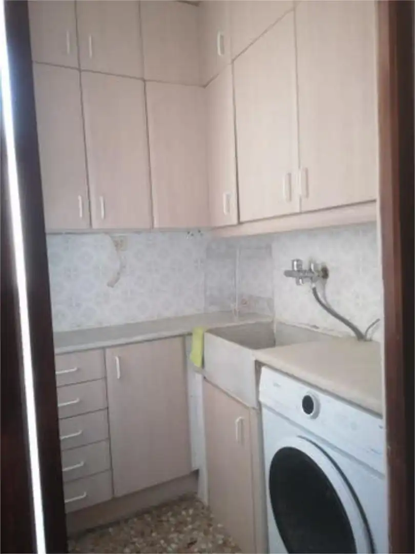 Piso de alquiler en Navajas Cocina de Piso de alquiler en Navajas con Terraza, Trastero y Amueblado