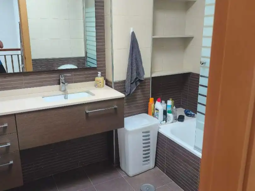 Bathroom of Flat for rent in Almería  with Air Conditioner, Heating and Furnished