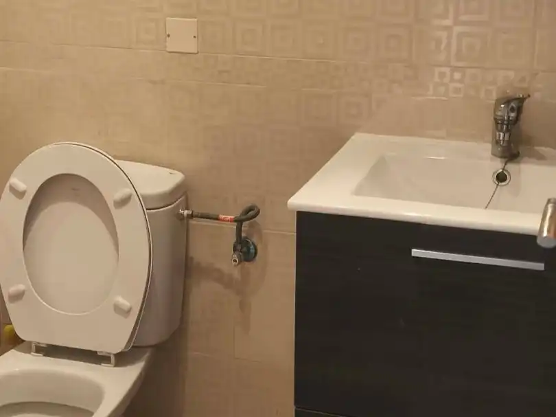Bathroom of Flat for rent in Almería  with Air Conditioner, Heating and Furnished
