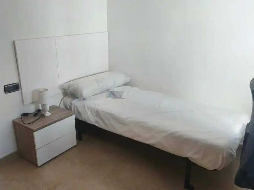 Bedroom of Flat for rent in Almería  with Air Conditioner, Heating and Furnished