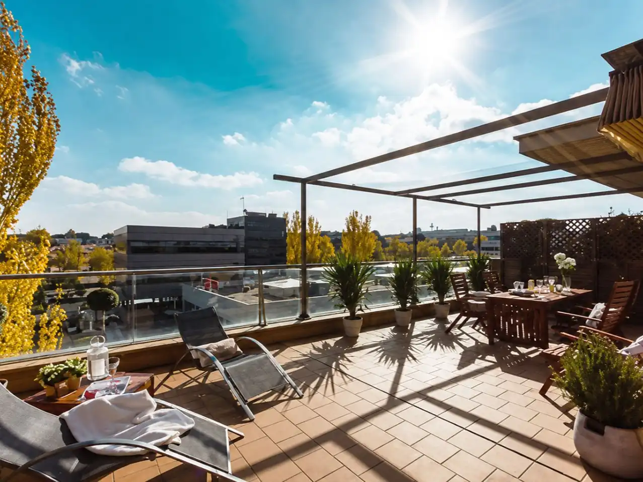 Terraza de Ático en venta en Las Rozas de Madrid con Aire acondicionado, Calefacción y Jardín privado