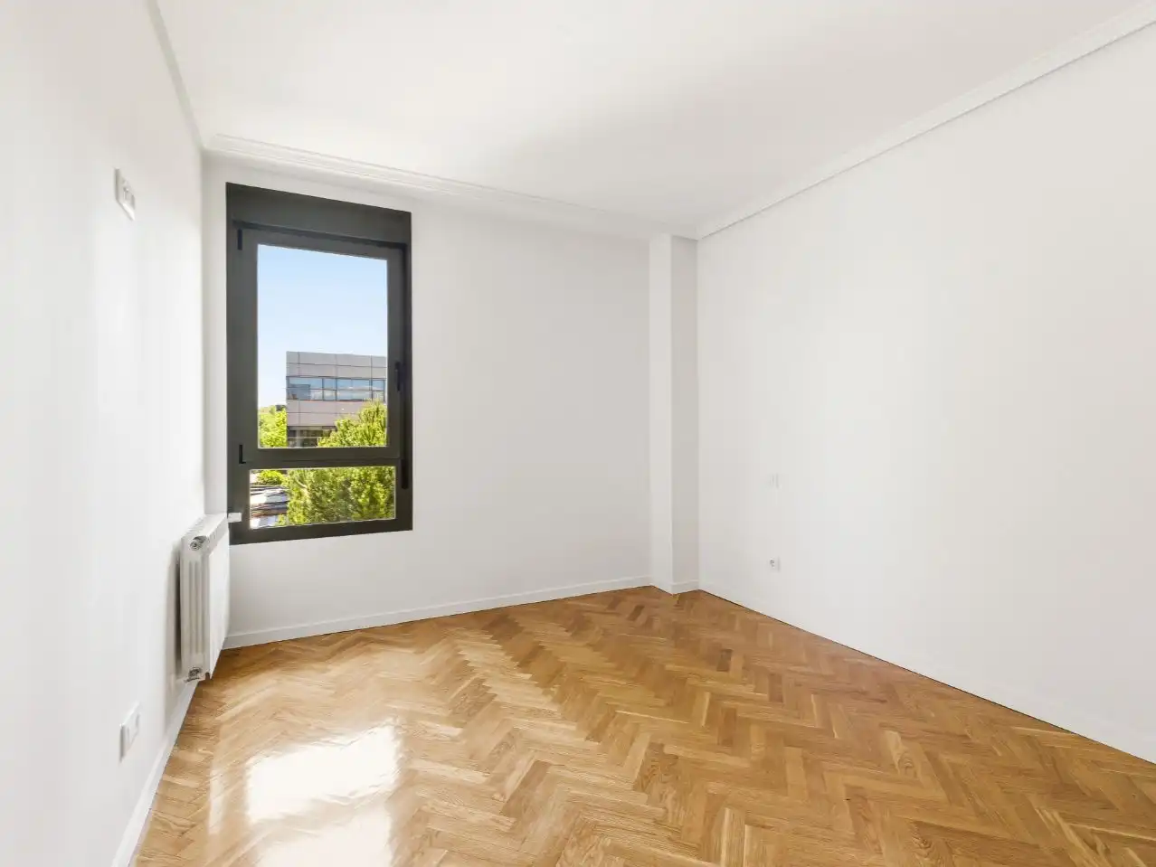 Ático en venta en Calle Camilo José Cela, 10, Parque Empresarial Habitación de Ático en venta en Las Rozas de Madrid con Aire acondicionado, Terraza y Piscina