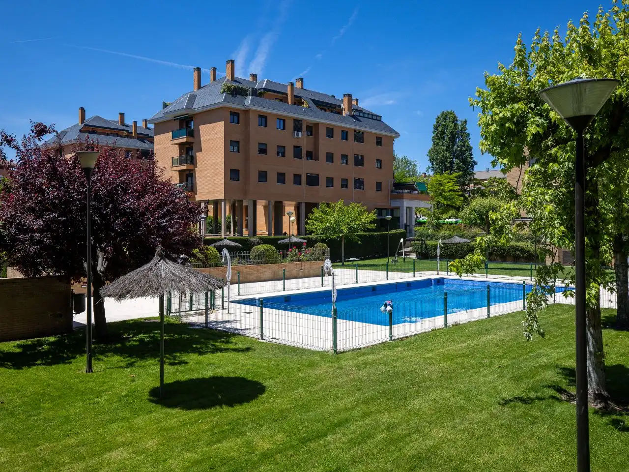 Ático en venta en Calle Camilo José Cela, 10, Parque Empresarial Piscina de Ático en venta en Las Rozas de Madrid con Aire acondicionado, Terraza y Piscina